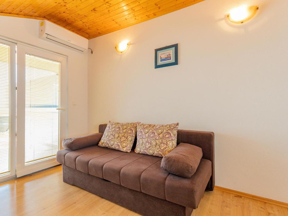 Apartment Maja - Srd423 By Interhome Maslenica Eksteriør billede